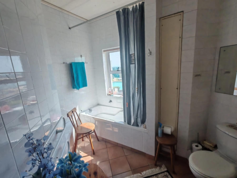 3 Bedroom Property for Sale in Summerstrand Eastern Cape